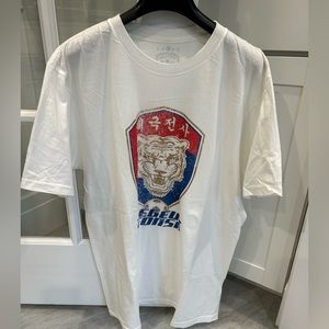 Neutral FC South Korean Football T-shirt Size L